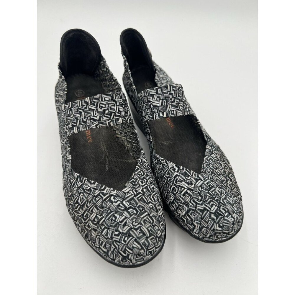 Bernie Mev Crisp Woven Mary Jane Wedge Pump Sz 39 (8-8.5) Platform Black White